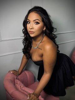 Layla stands out among the premier escorts in Warren Street - NW1 this week