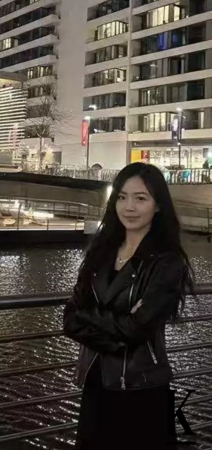 stories-slider-content