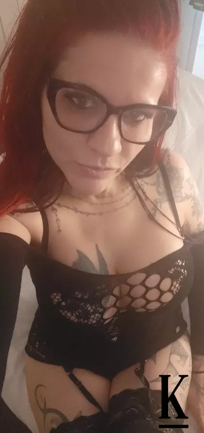 stories-slider-content