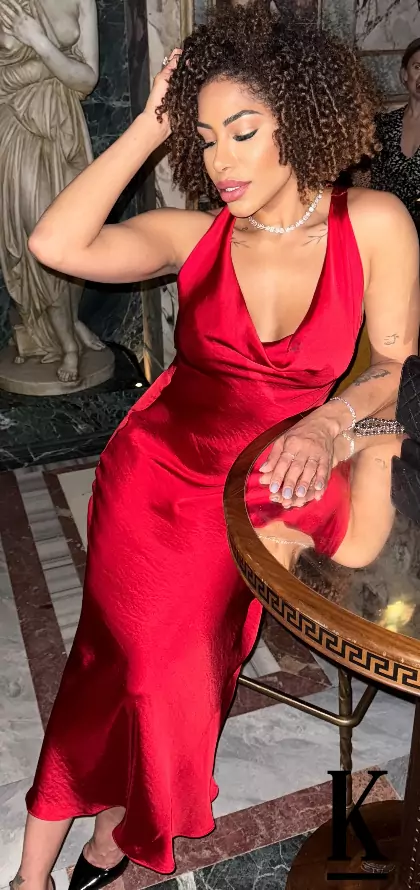 stories-slider-content