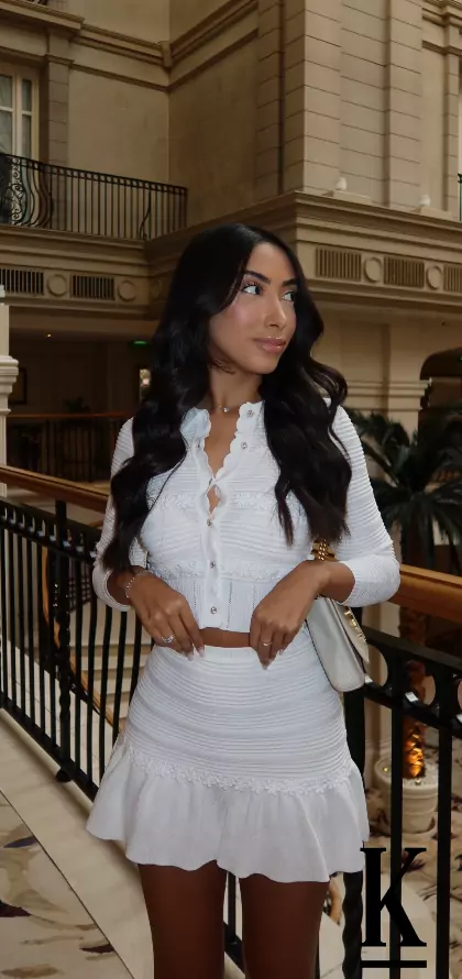 stories-slider-content