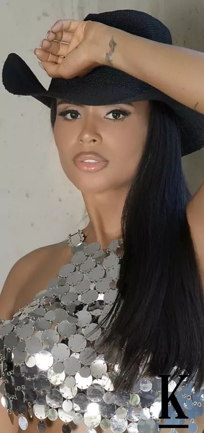 stories-slider-content