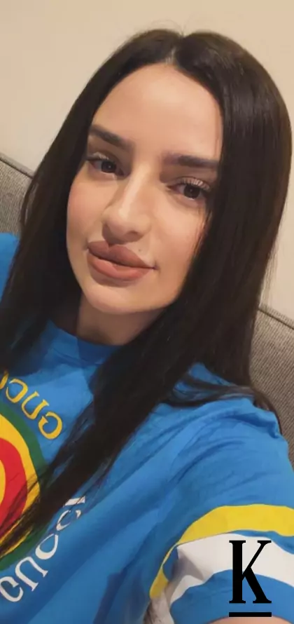 stories-slider-content