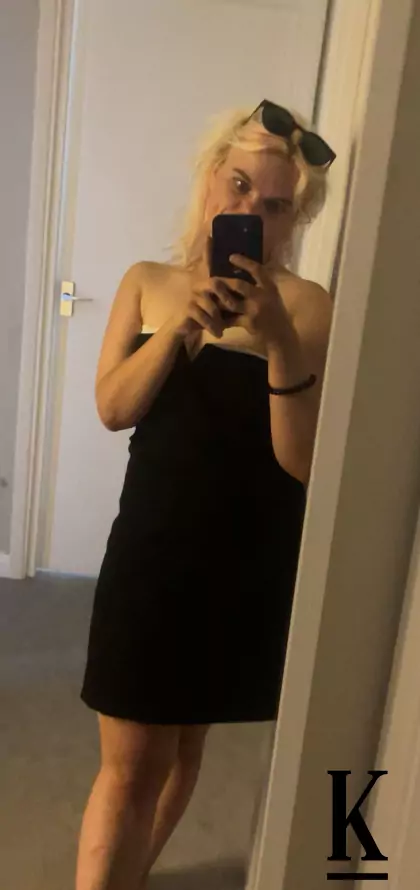 stories-slider-content