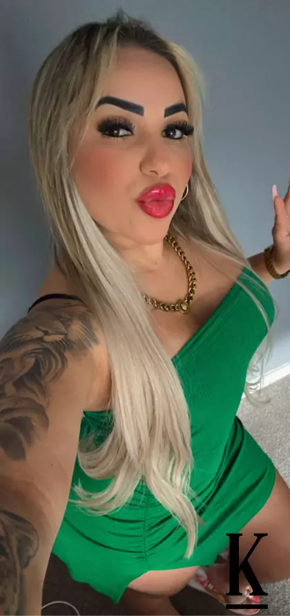 stories-slider-content