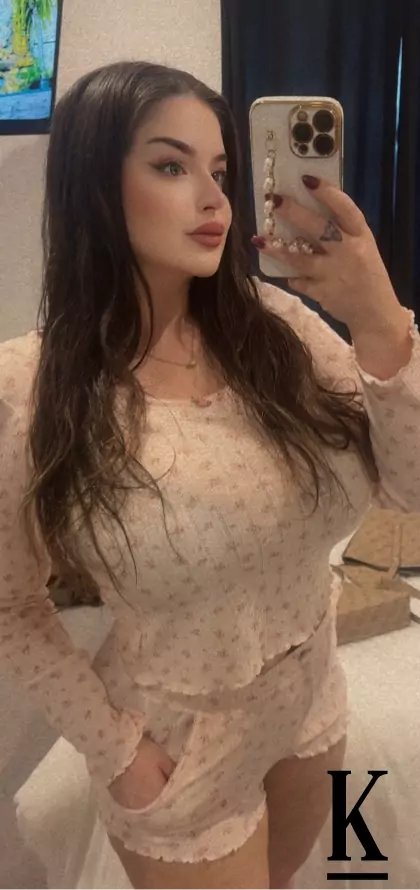 stories-slider-content