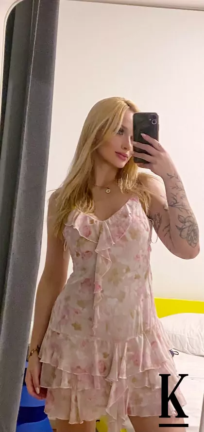 stories-slider-content