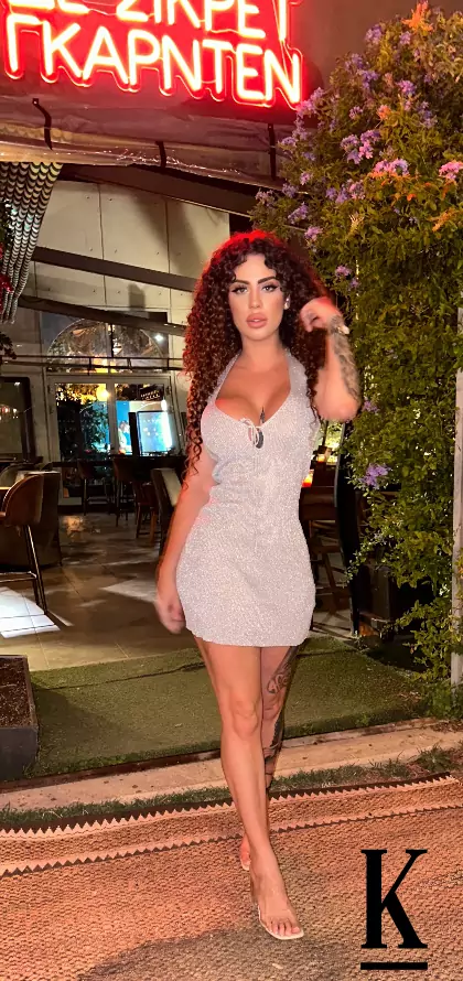 stories-slider-content