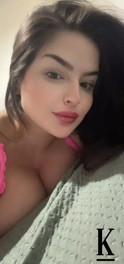 stories-slider-content