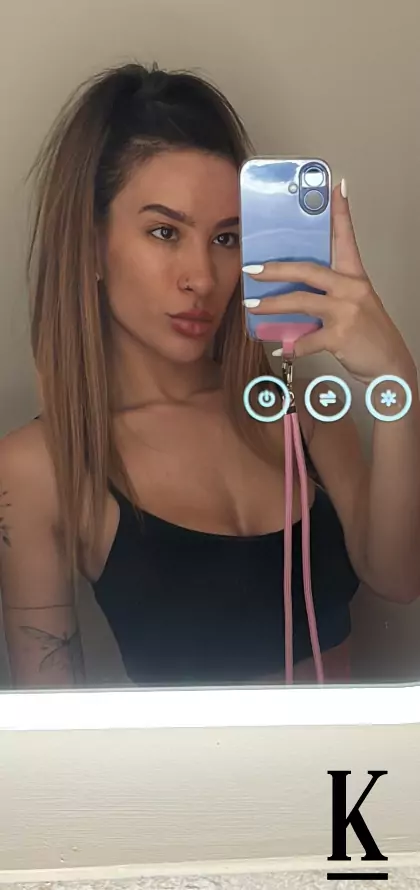 stories-slider-content