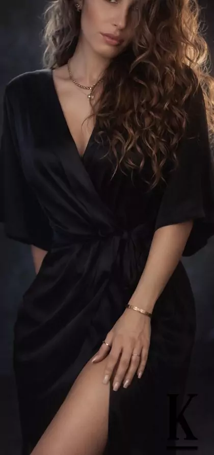 stories-slider-content