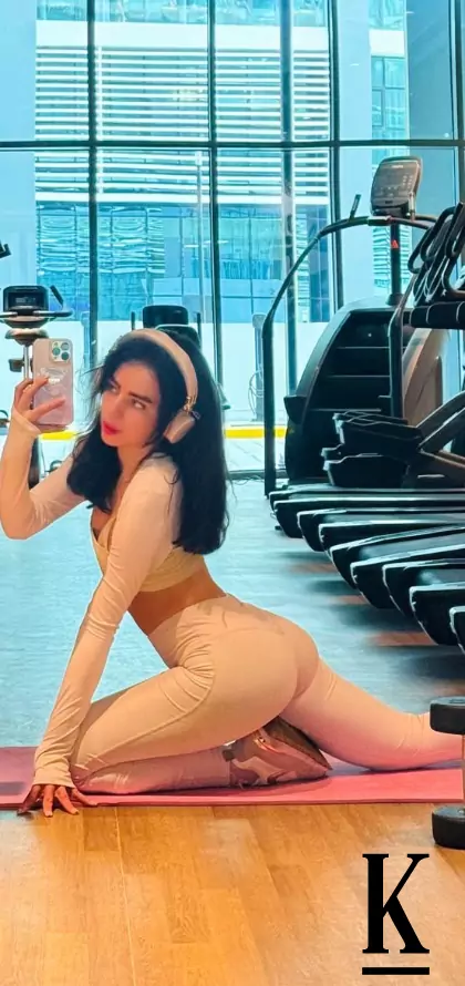 stories-slider-content