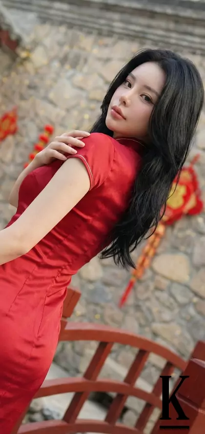 stories-slider-content