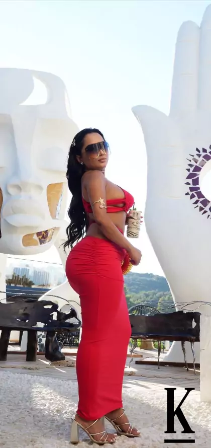 stories-slider-content