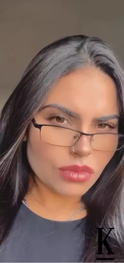 stories-slider-content