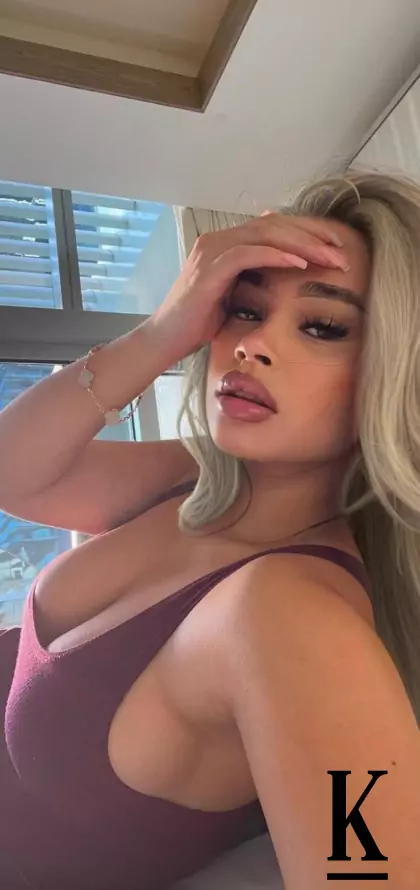 stories-slider-content