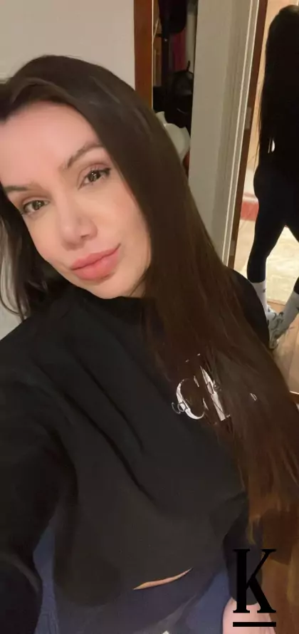 stories-slider-content