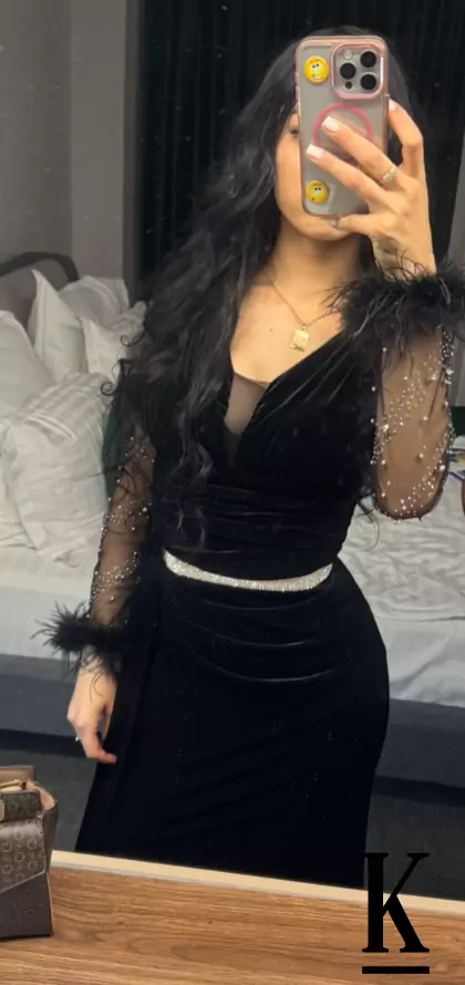 stories-slider-content