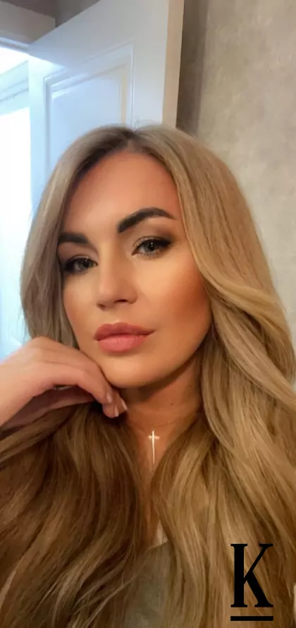 stories-slider-content