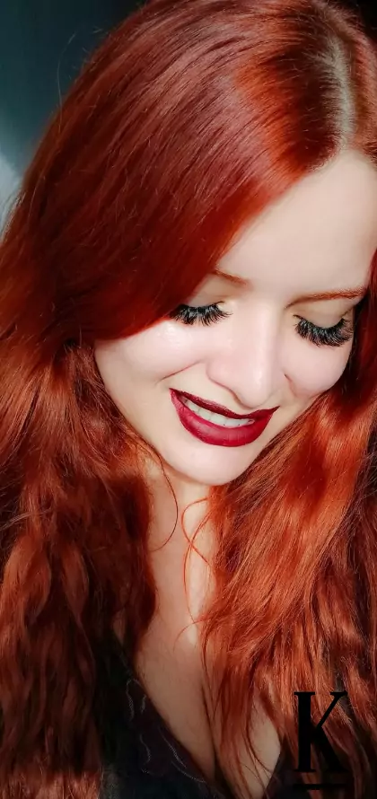 stories-slider-content