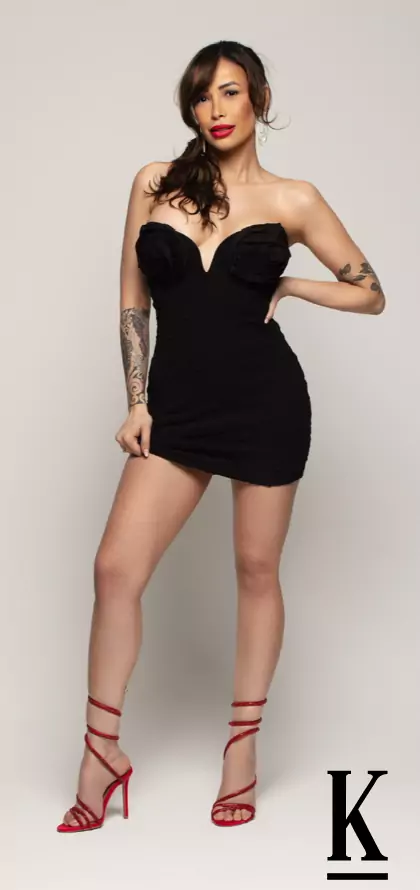 stories-slider-content