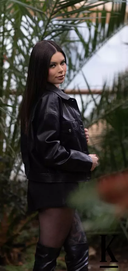 stories-slider-content