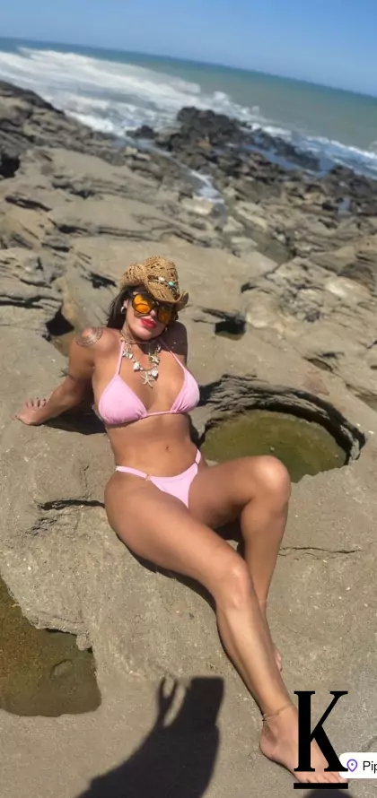 stories-slider-content