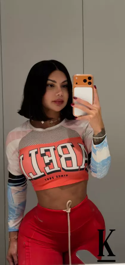 stories-slider-content