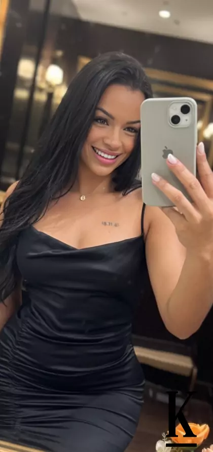 stories-slider-content