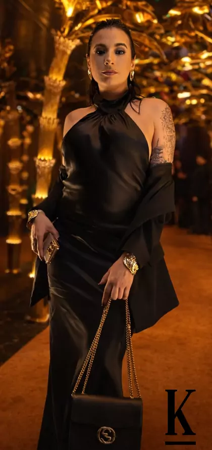 stories-slider-content