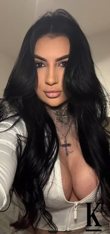 stories-slider-content