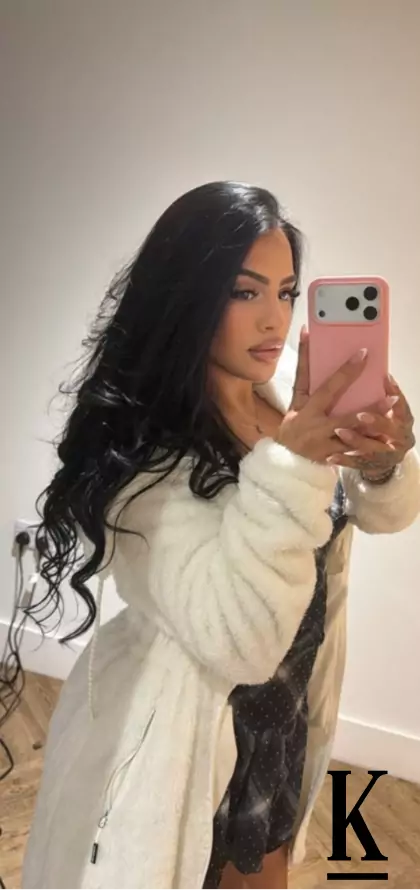 stories-slider-content