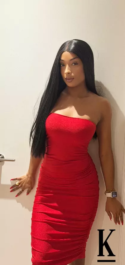 stories-slider-content