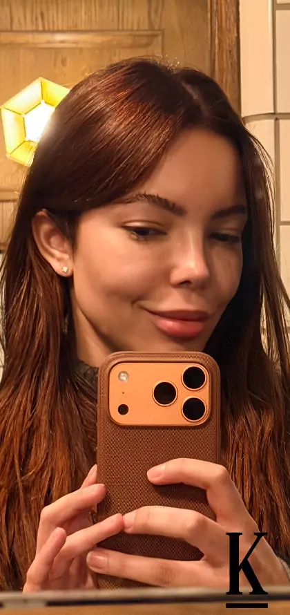 stories-slider-content