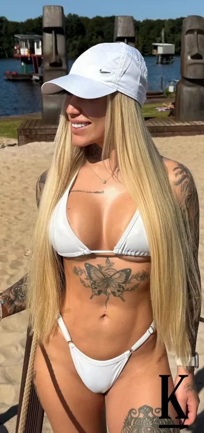 stories-slider-content