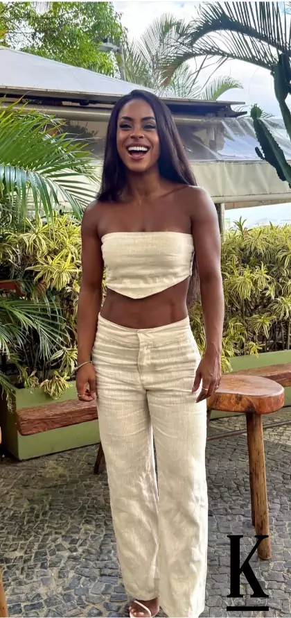 stories-slider-content