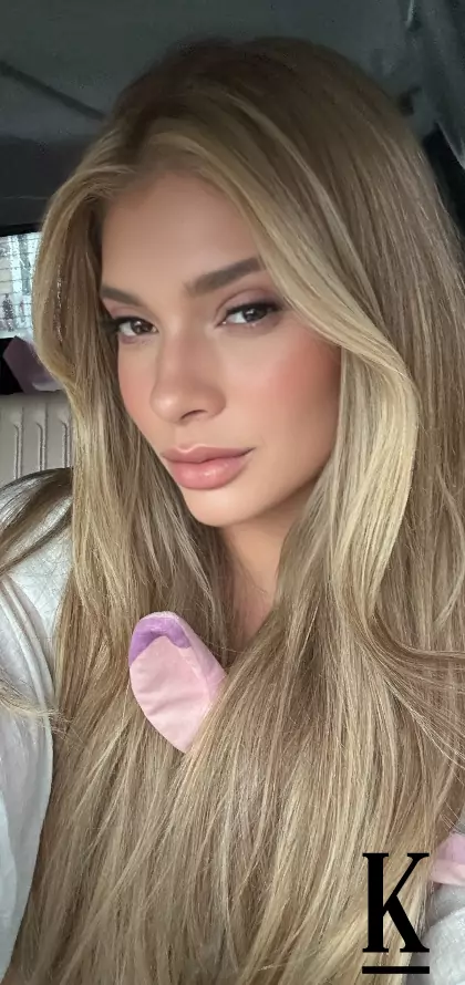 stories-slider-content