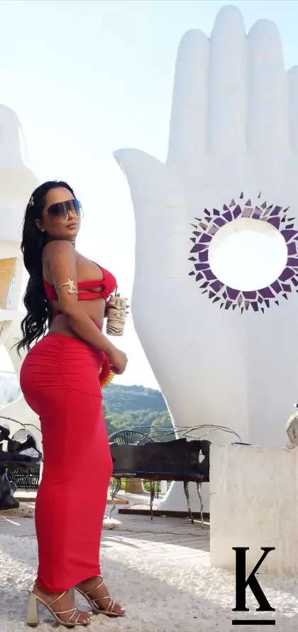 stories-slider-content