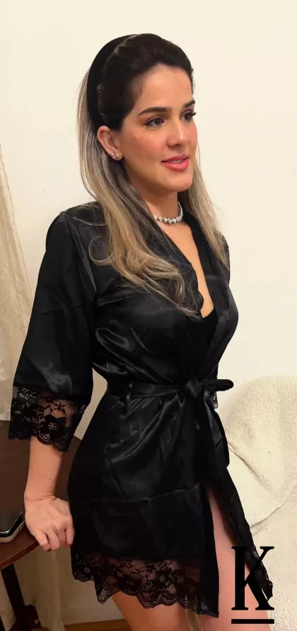 stories-slider-content