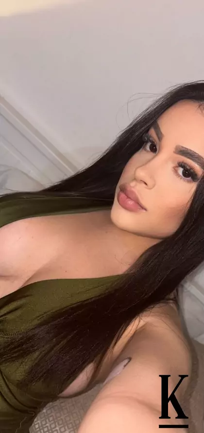 stories-slider-content