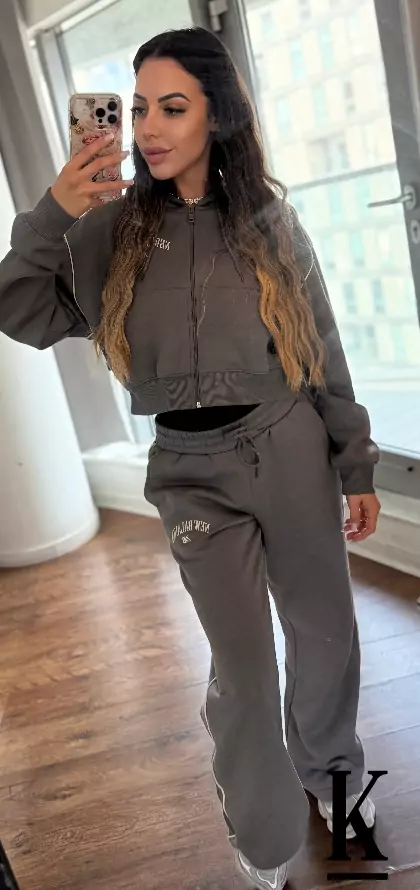 stories-slider-content