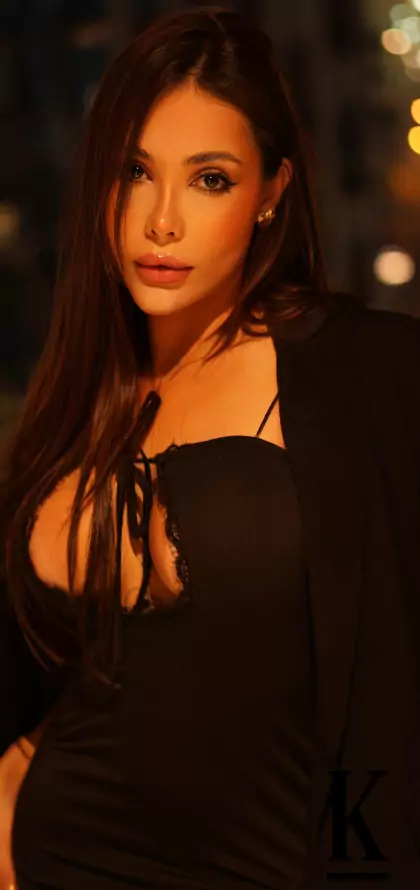 stories-slider-content