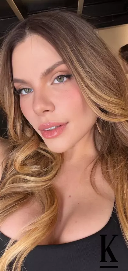 stories-slider-content