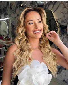 ANA PARTY GIRL 😈❄️